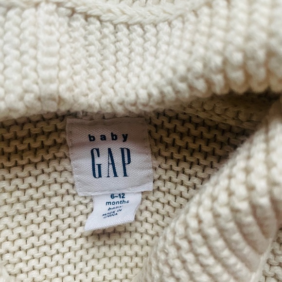 Gap Knitted Jacket w/Hood - Picture 3 of 3